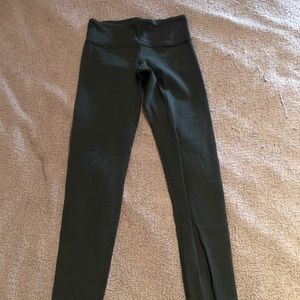 Lululemon Wunder Under full length yoga pant